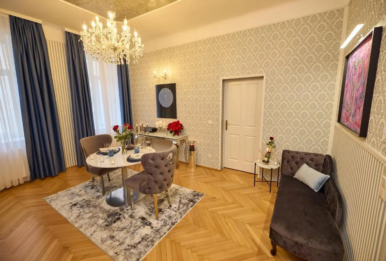 Sophies Place Augarten - Imperial Lifestyle City Apartments Vienna Parking