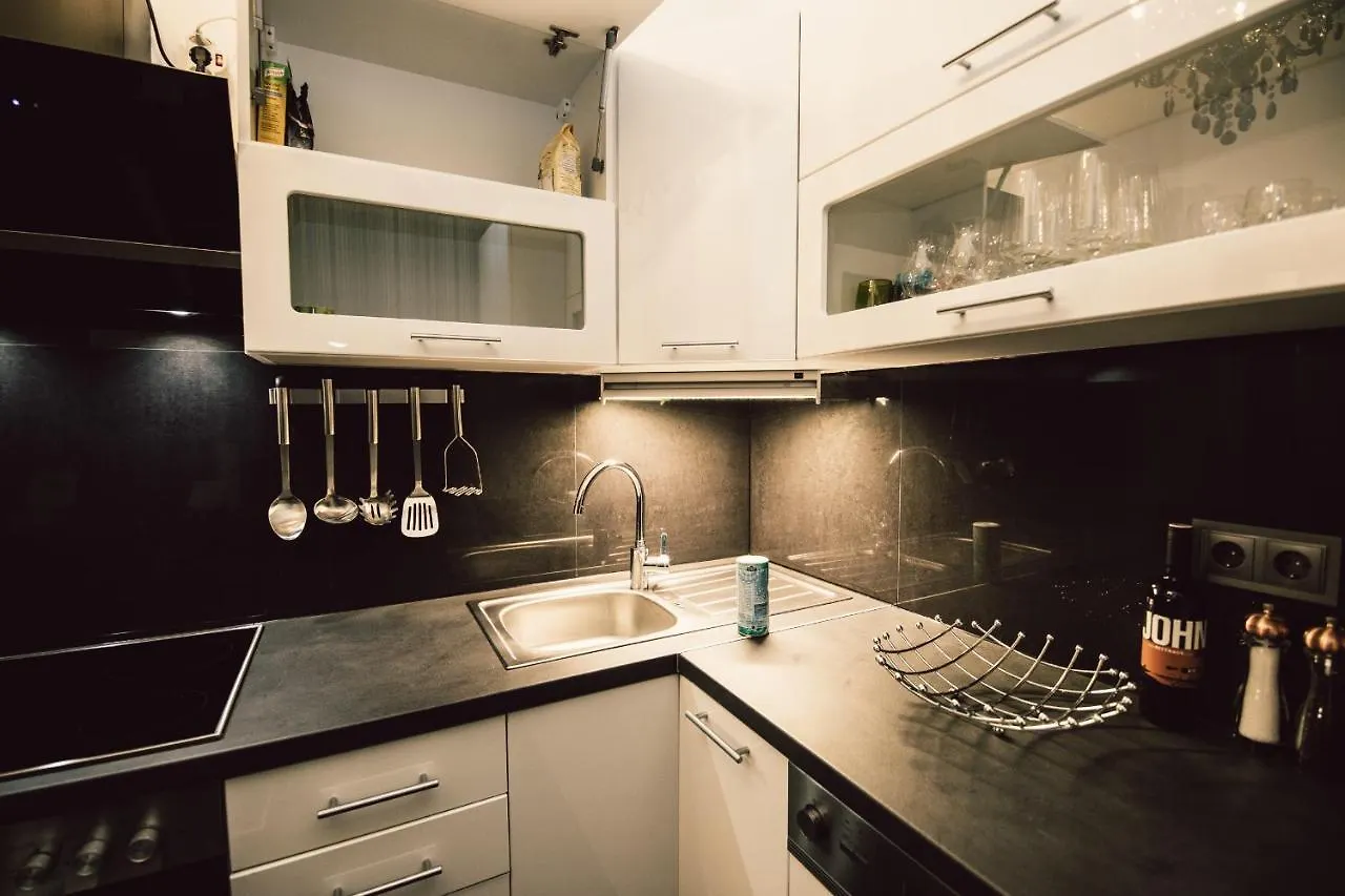 Sophies Place Augarten - Imperial Lifestyle City Apartments Vienna Parking