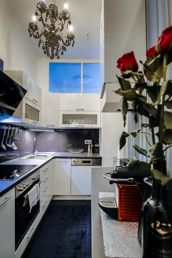 Sophies Place Augarten - Imperial Lifestyle City Apartments Vienna Parking