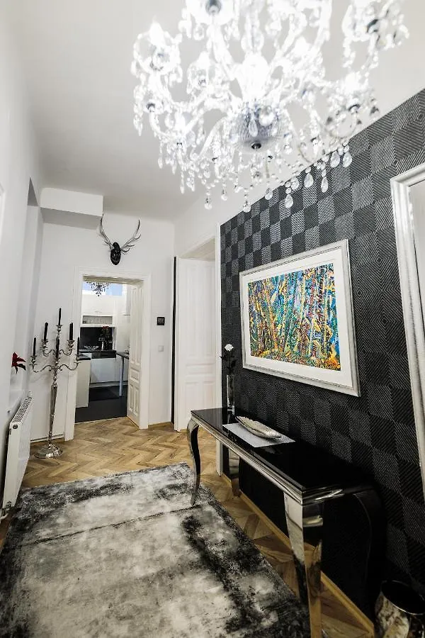 Sophies Place Augarten - Imperial Lifestyle City Apartments Vienna Parking