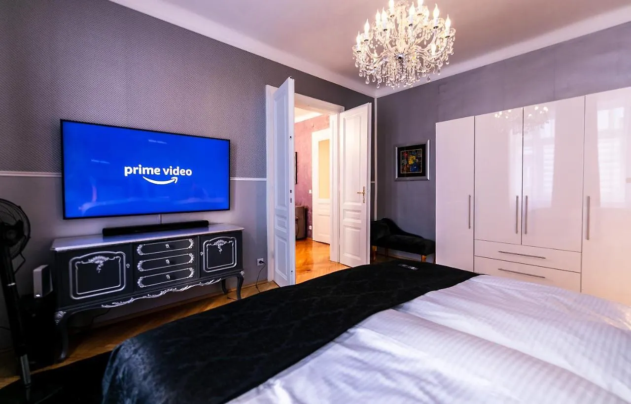 Sophies Place Augarten - Imperial Lifestyle City Apartments Vienna Parking 0*,  Austria