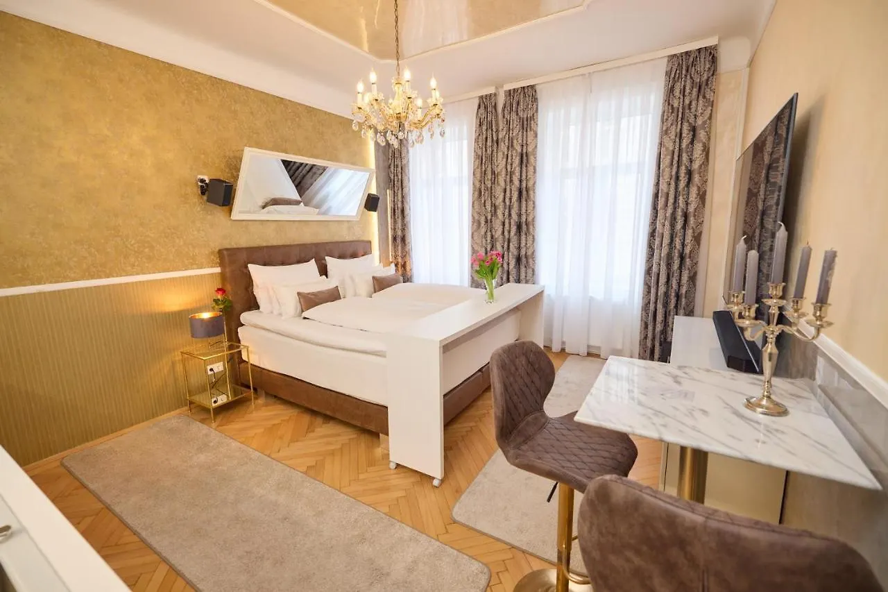 Sophies Place Augarten - Imperial Lifestyle City Apartments Vienna Parking