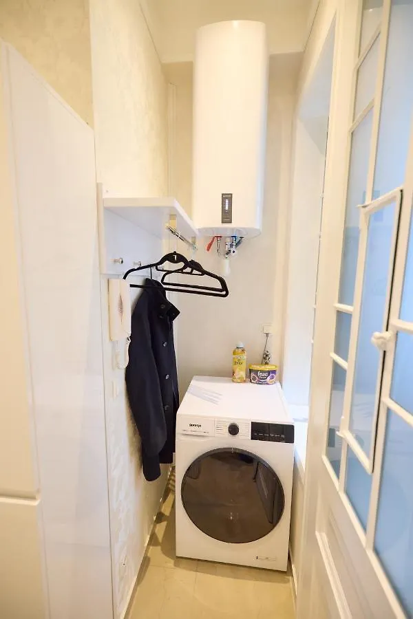 Sophies Place Augarten - Imperial Lifestyle City Apartments Vienna Parking