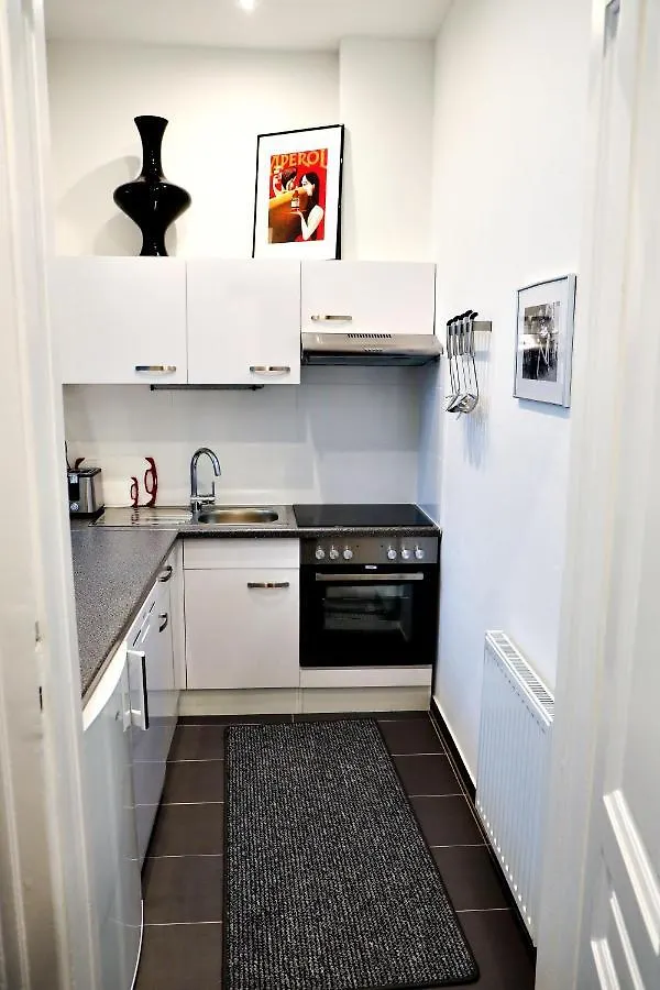 Sophies Place Augarten - Imperial Lifestyle City Apartments Vienna Parking Austria