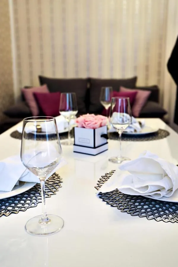 Sophies Place Augarten - Imperial Lifestyle City Apartments Vienna Parking Austria