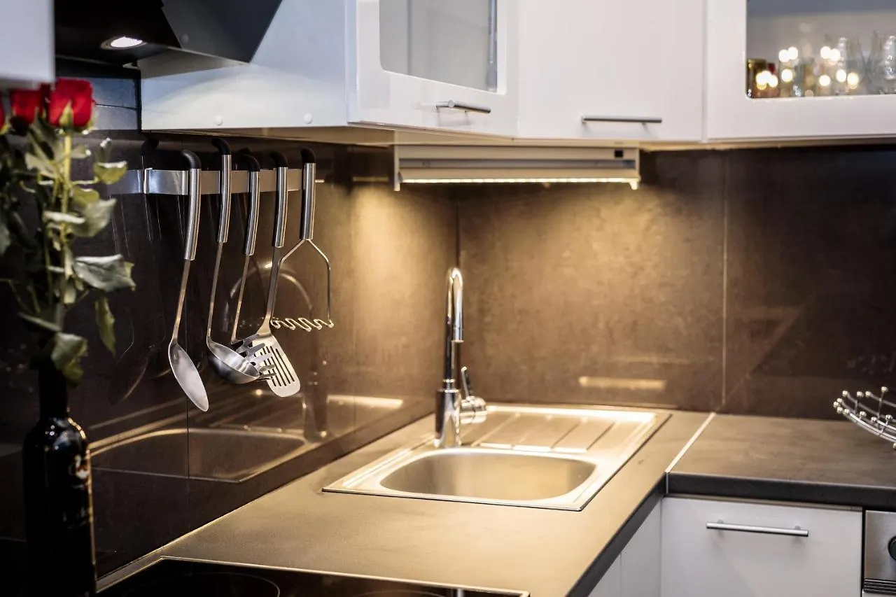 Sophies Place Augarten - Imperial Lifestyle City Apartments Vienna Parking