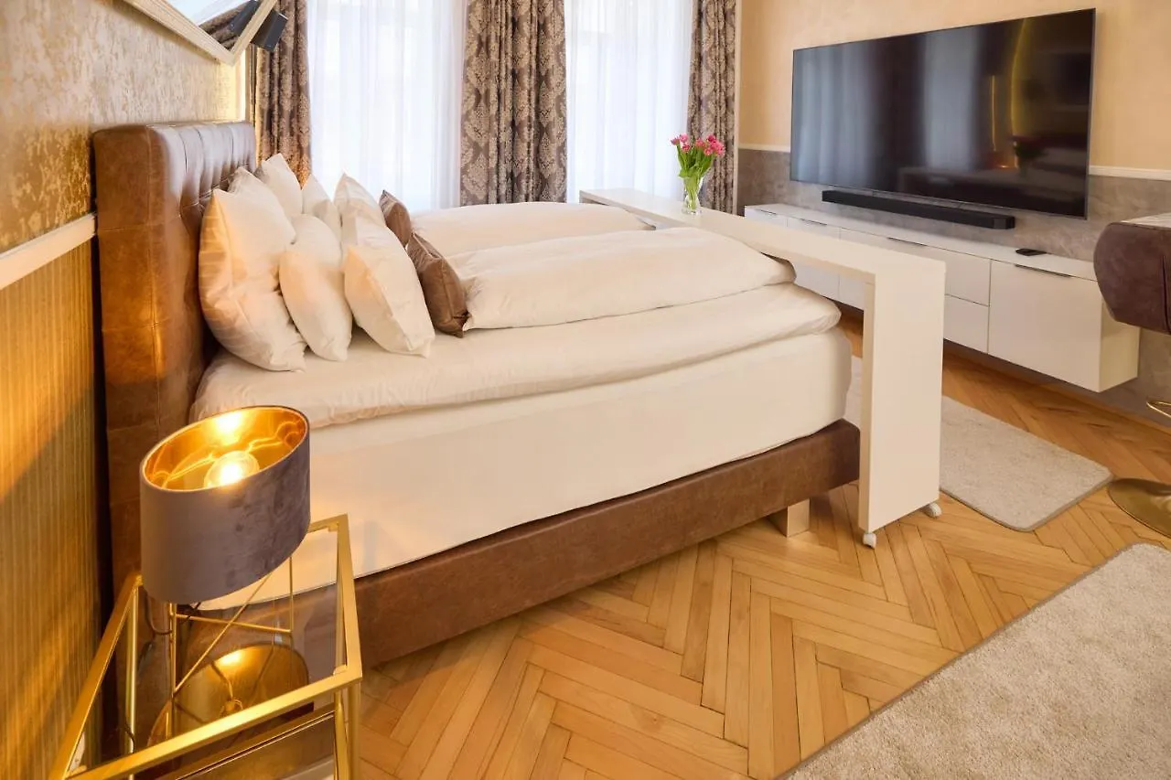 Sophies Place Augarten - Imperial Lifestyle City Apartments Vienna Parking