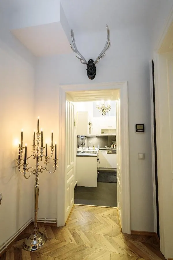 Sophies Place Augarten - Imperial Lifestyle City Apartments Vienna Parking Austria